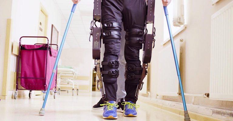 L’exosquelette a un impact positif sur les patients atteints de SEP