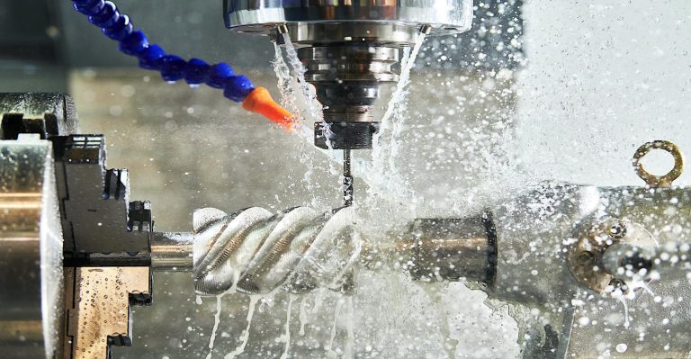 3 raisons pour lesquelles vous devriez combiner l’impression 3D et l’usinage CNC