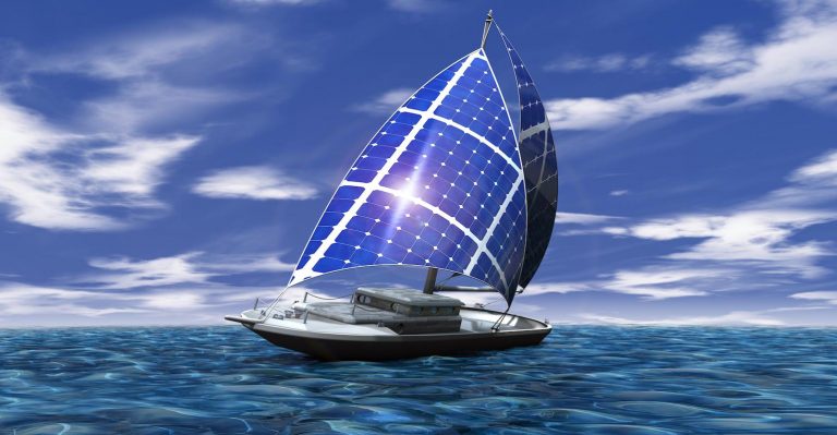 Les panneaux solaires et les yachts et pétroliers électriques domineront-ils les vagues ?