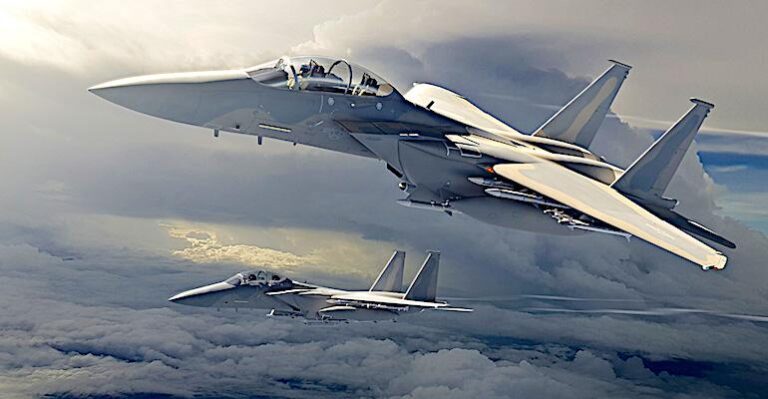 L’Air Force met le F-15EX Eagle II en test opérationnel